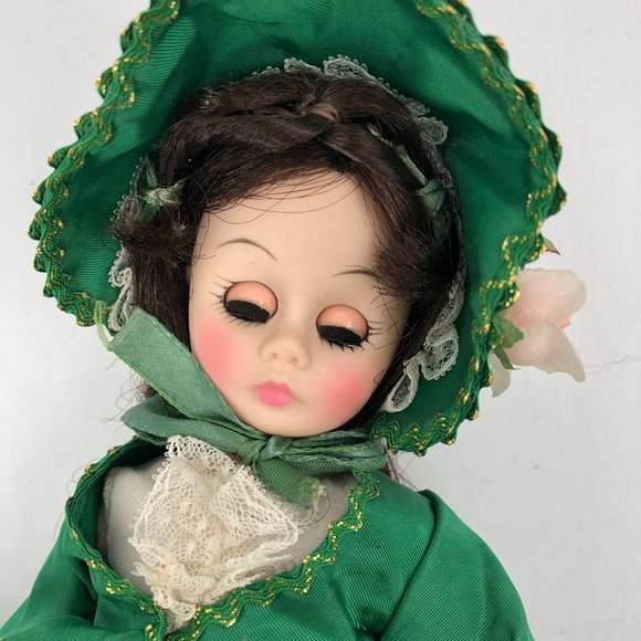 Madame Alexander Green-Brown Fashion Doll | Gone with the Wind Edition - Picture 8 of 9
